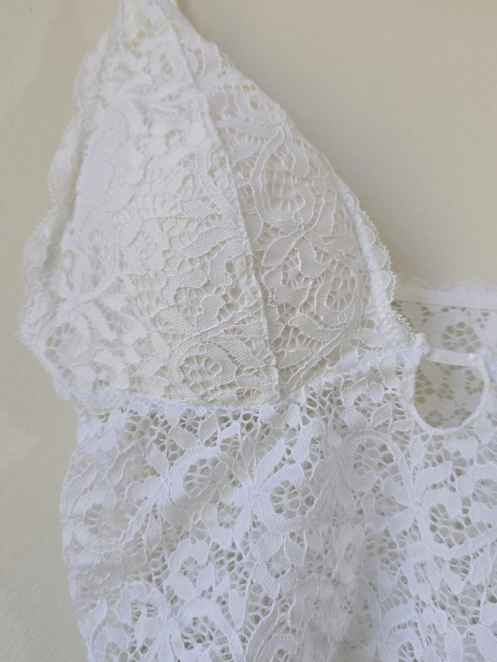 Abound White Lace Convertible Tank Bralette Size M - Picture 4 of 8